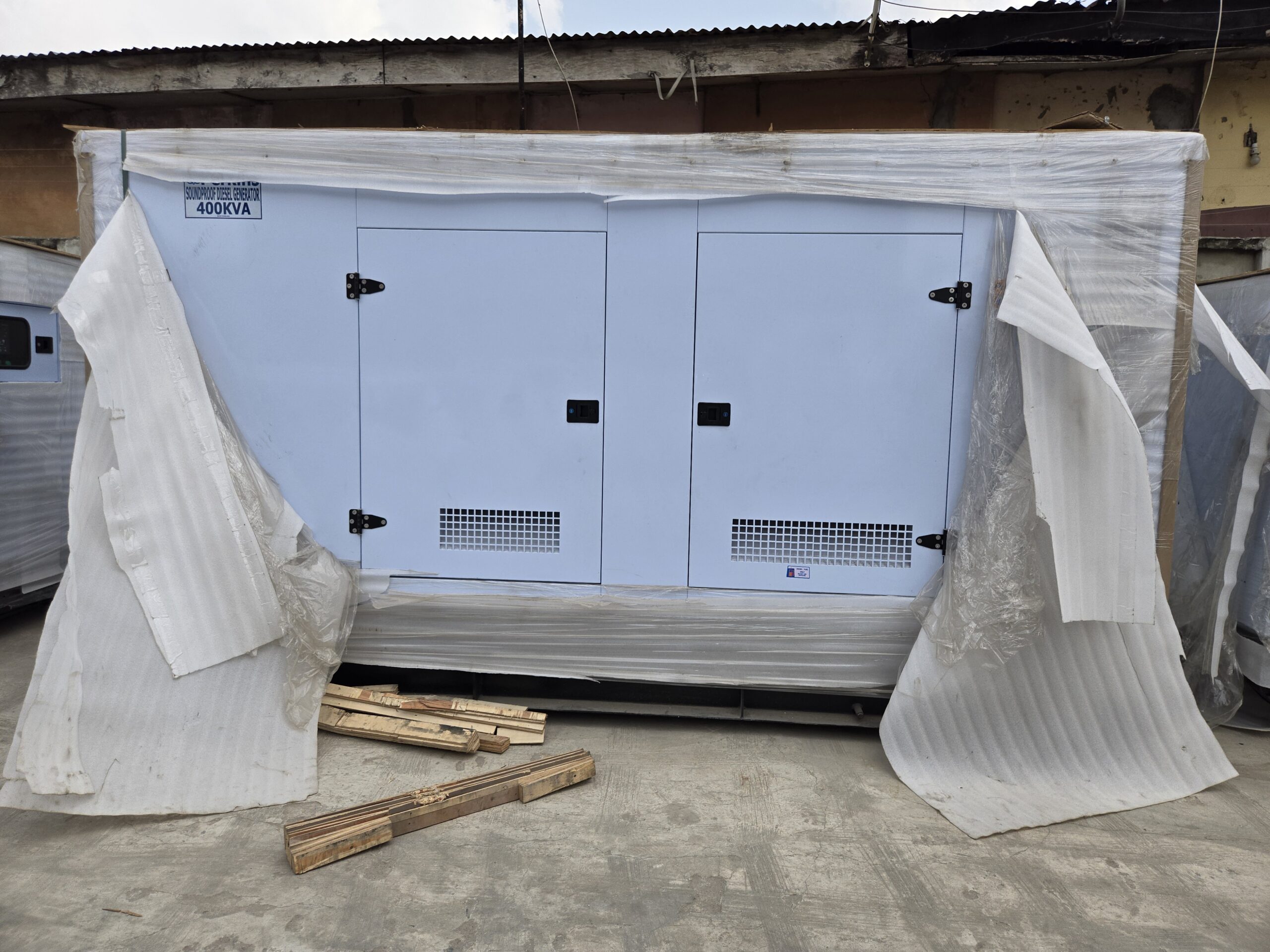 Perkins 400kVA diesel generator open frame for heavy industrial applications in Lagos, Nigeria